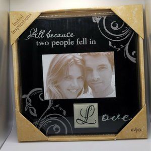 6x4 Photo Glass Frame with Raised Initial Textured Home Decor